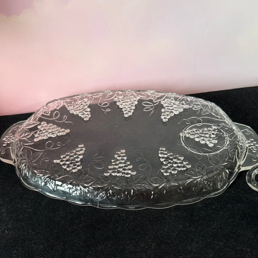 Vintage Anchor Hocking Serva-Snack Set (1 tray with matching cup)